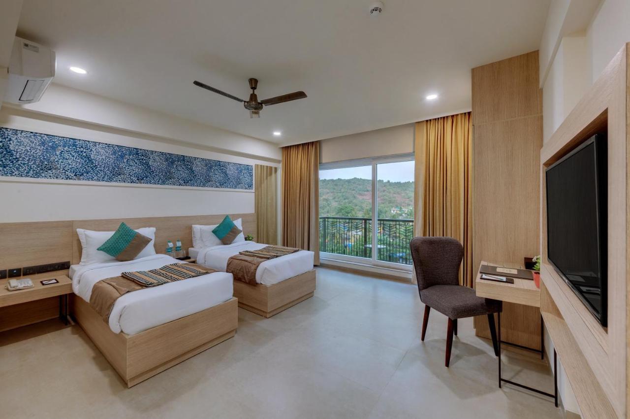 The Fern Habitat, Candolim, Goa Esterno foto